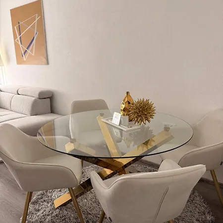 Lux